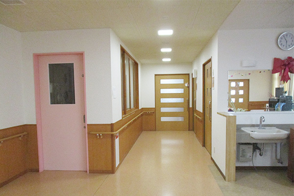 ホールから廊下